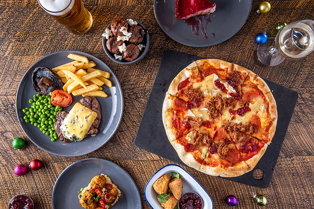 Christmas 2022 at The Horseshoe Bar